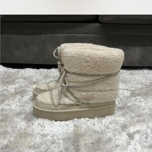 H&M Cream Winter Boots for Women
